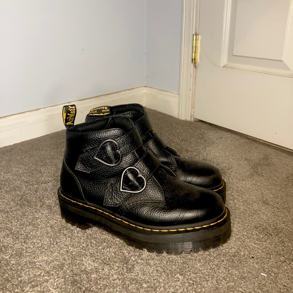 DR. MARTENS BLACK DEVON HEART LEATHER PLATFORM BOOTS